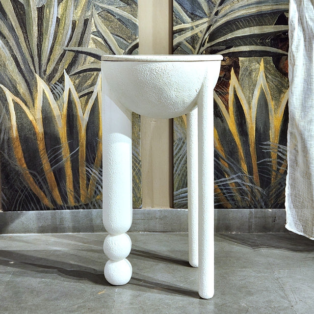Orbicular Coffee Table