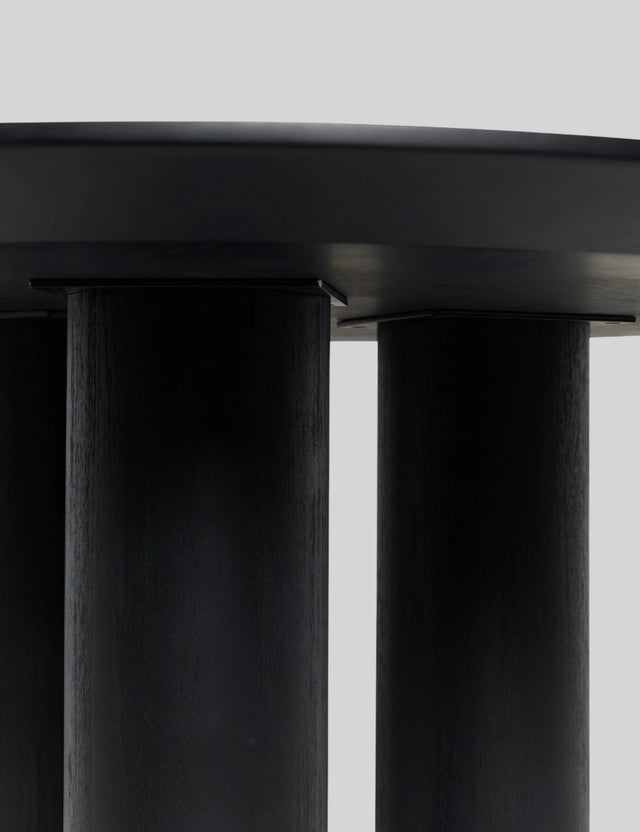 Pillar Circle Table