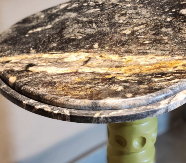Lime Lumina Console