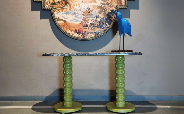 Lime Lumina Console