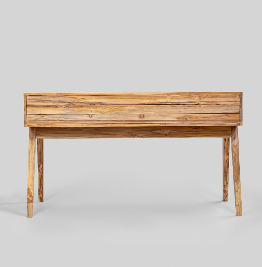 Tipeshwar Study Table