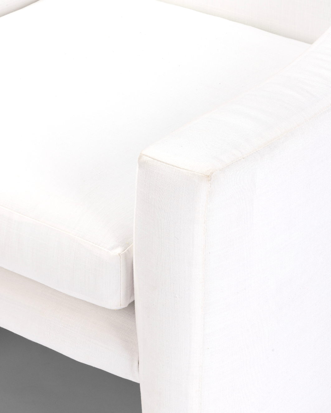 Solace Club Chair
