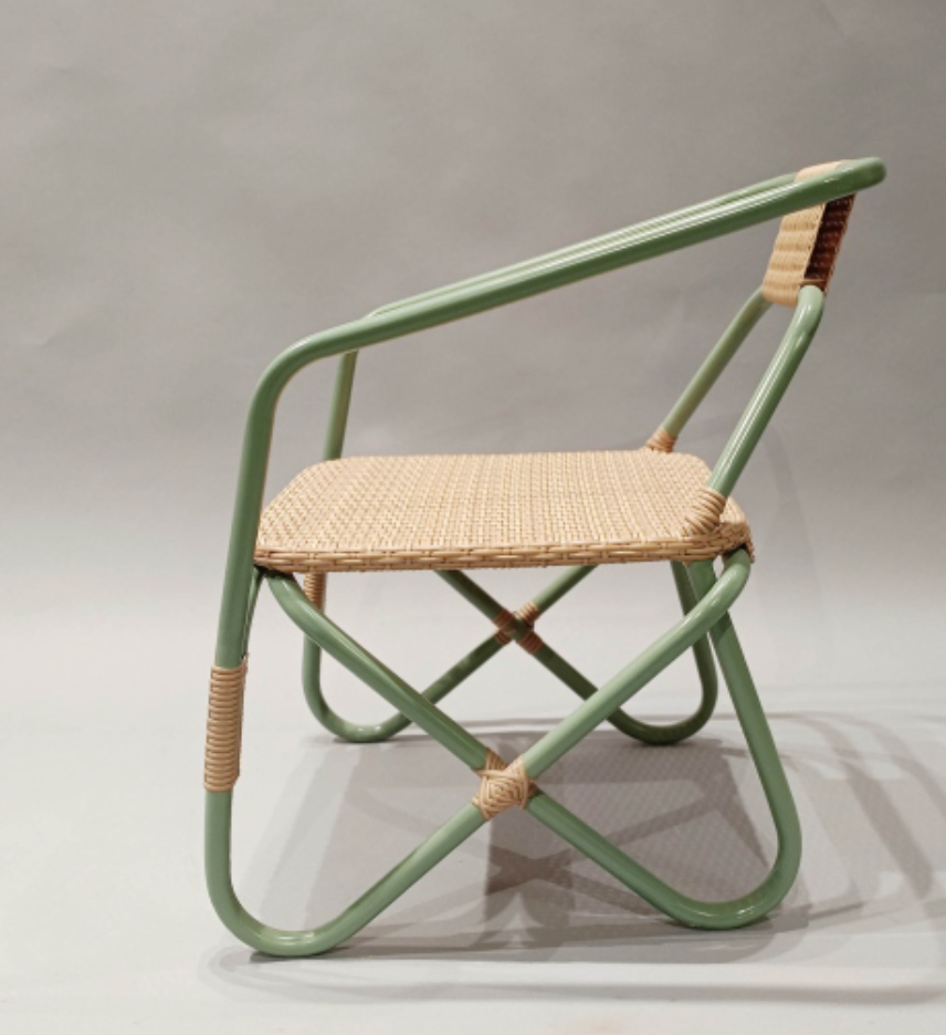 Tova Chair