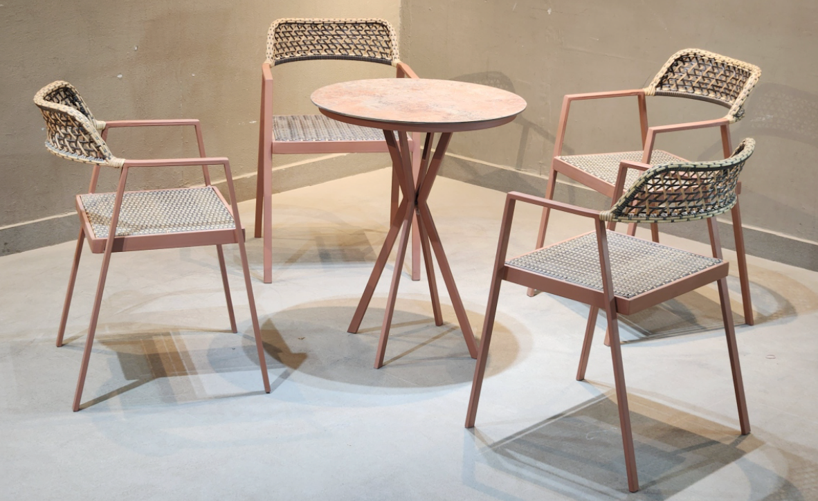 Sable Table and Chair Set