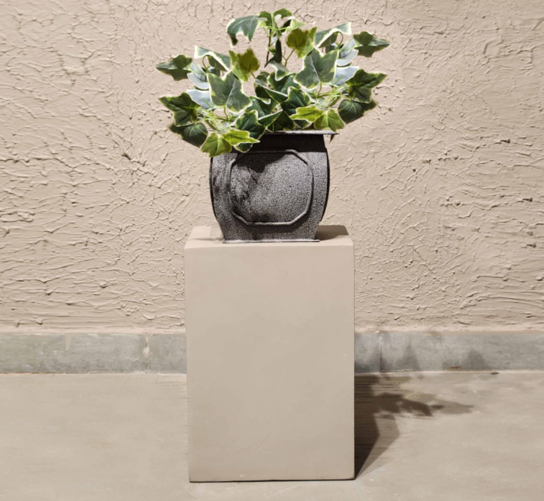 Cinder Loop Planter