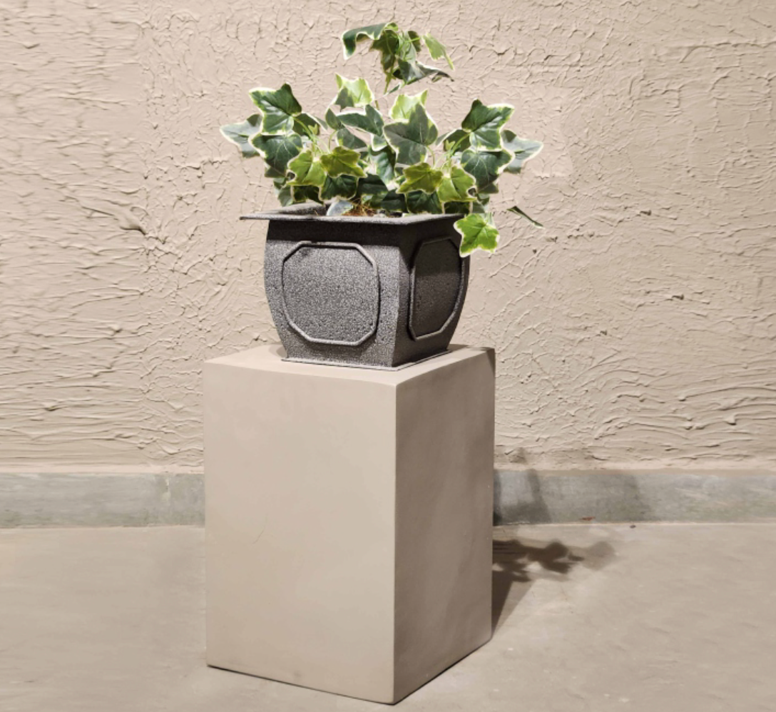 Cinder Loop Planter