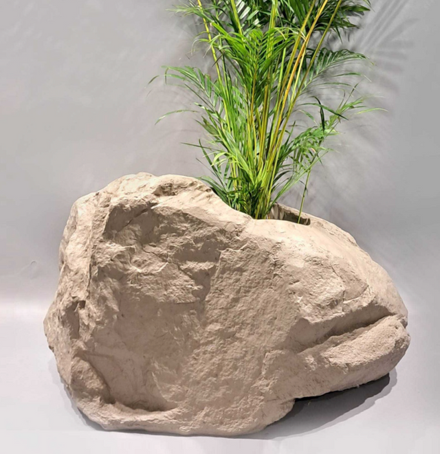 Cragg Planter