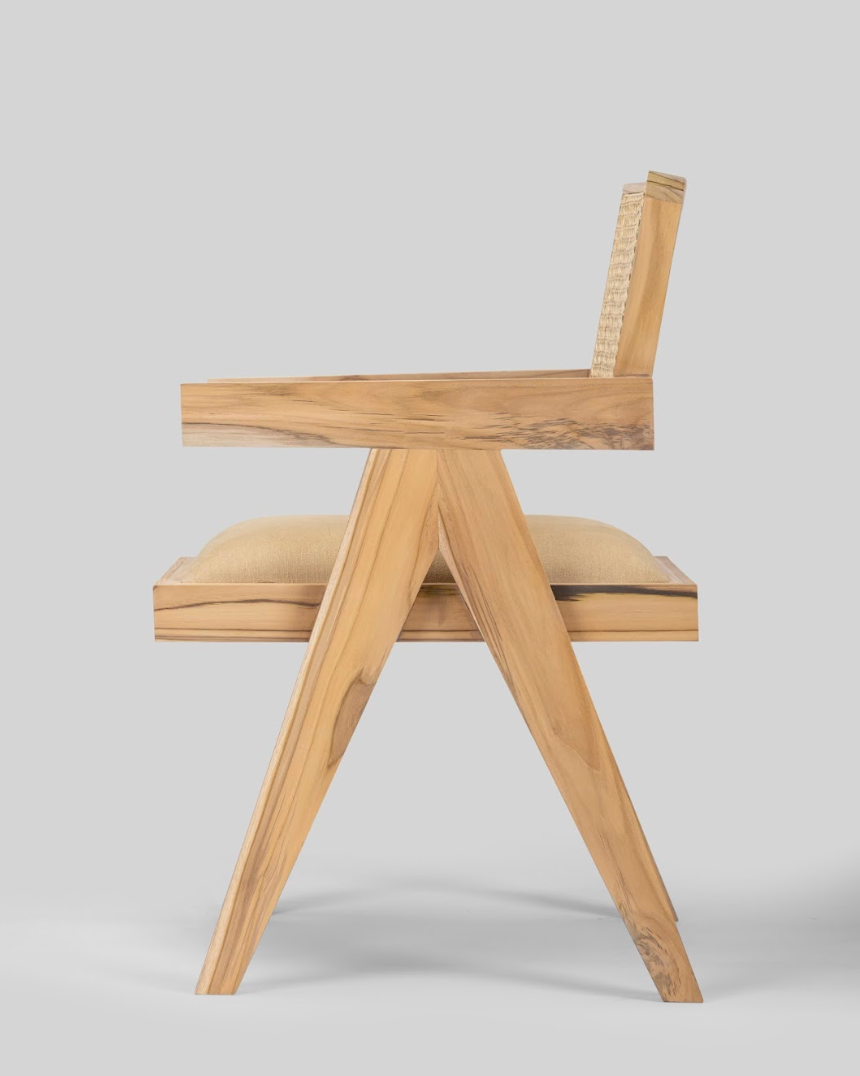 Lux Chair