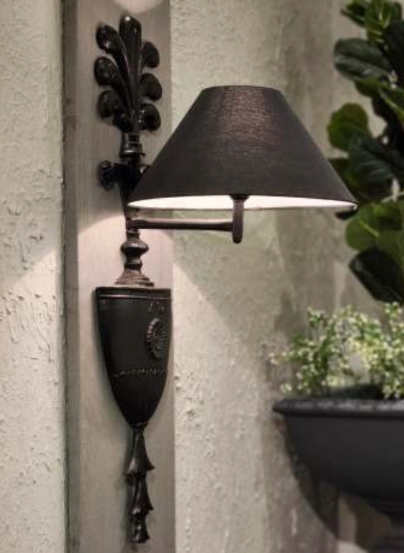 Château Noir Wall Sconce