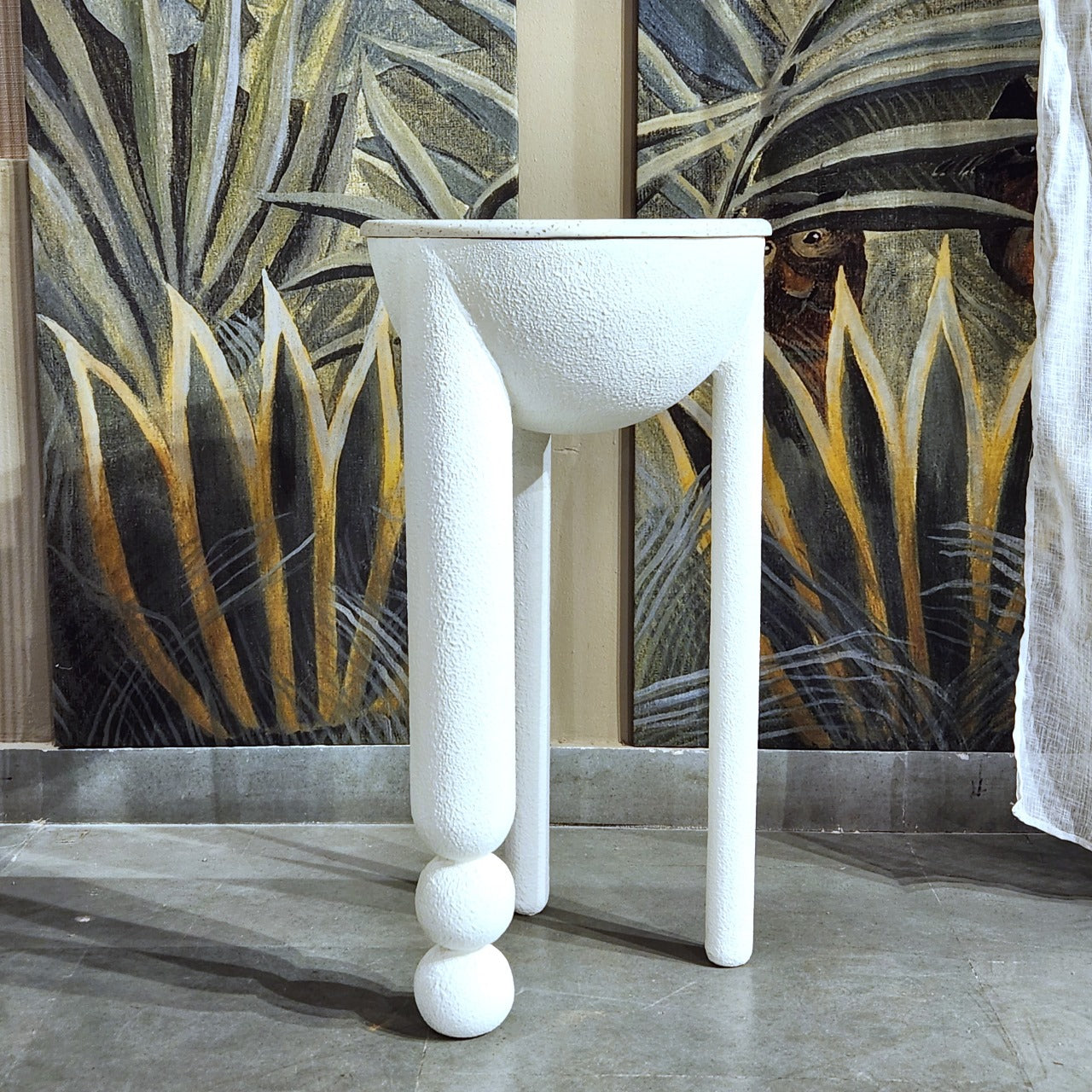 Orbicular Coffee Table
