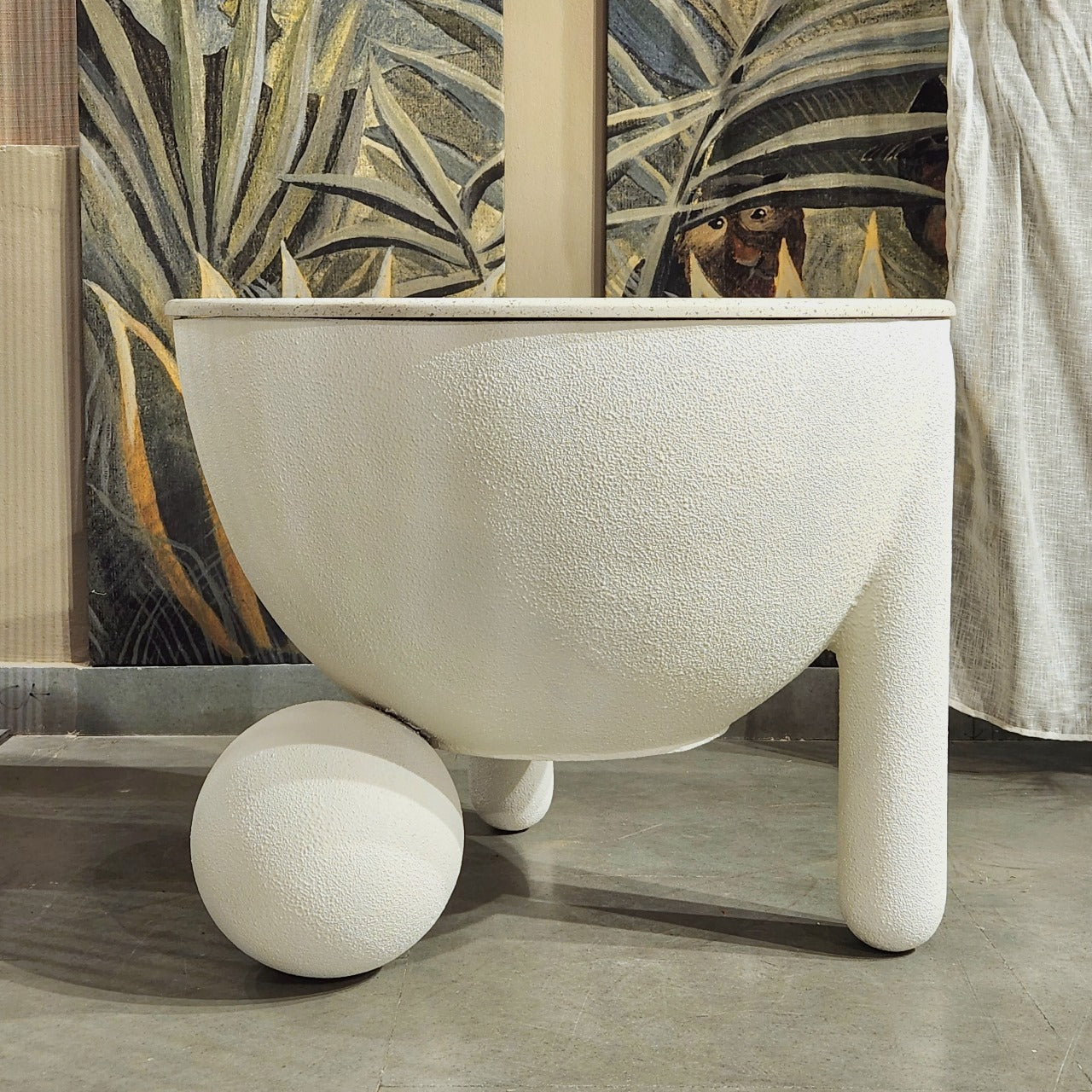 Orbicular Coffee Table