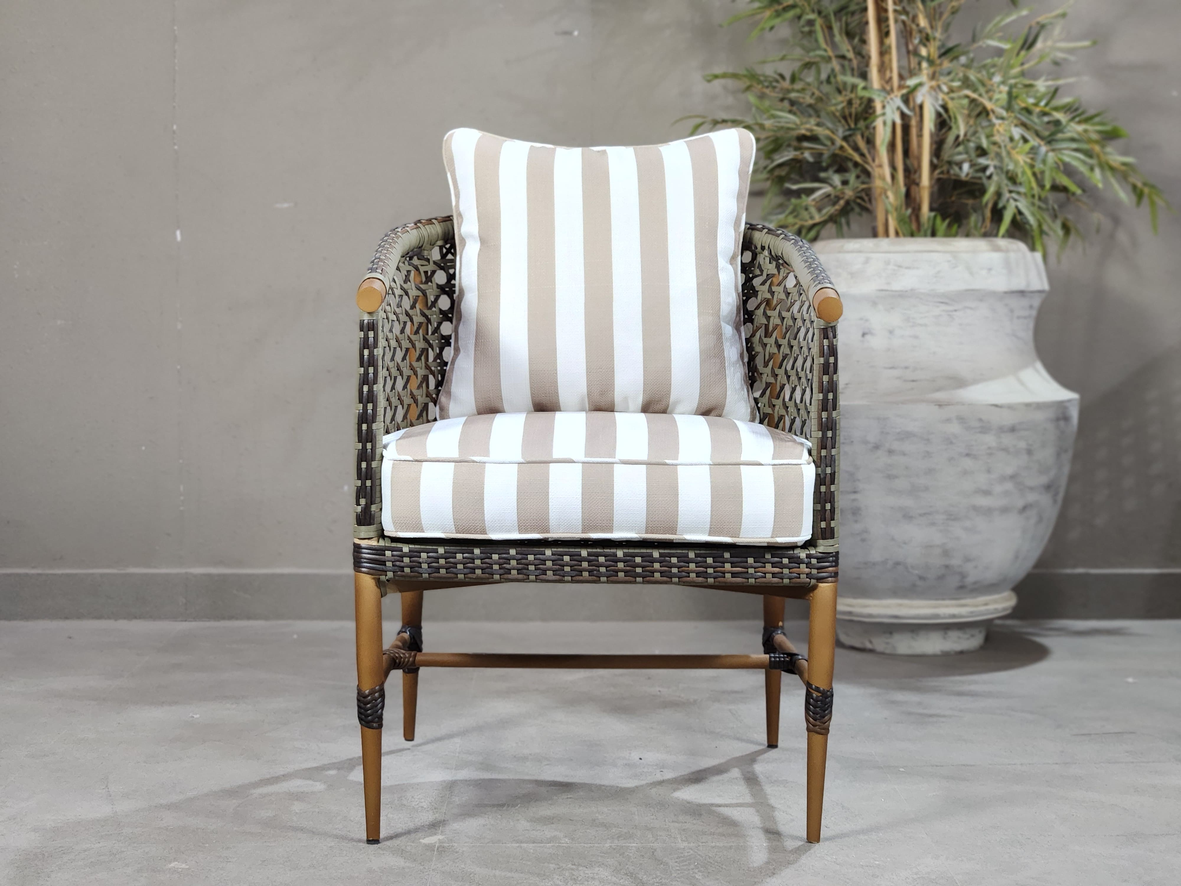 Bistro Luxe Chair