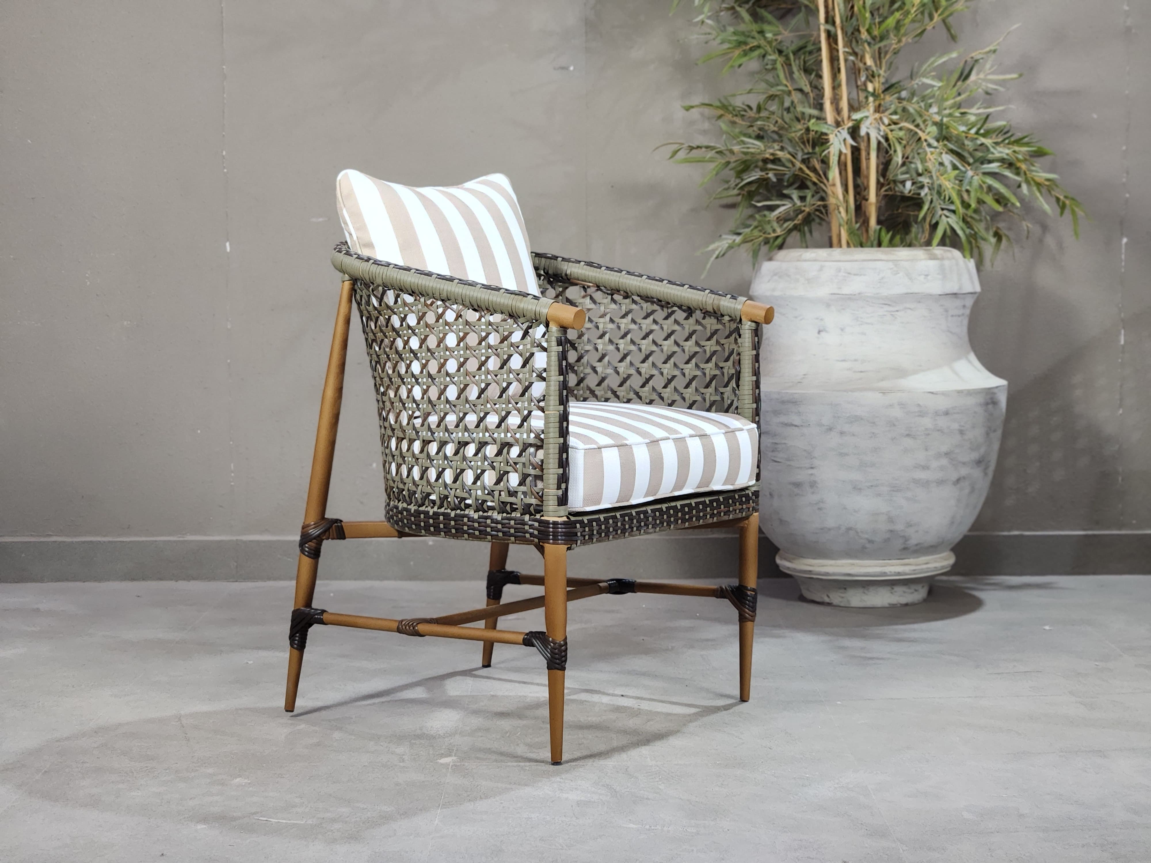 Bistro Luxe Chair