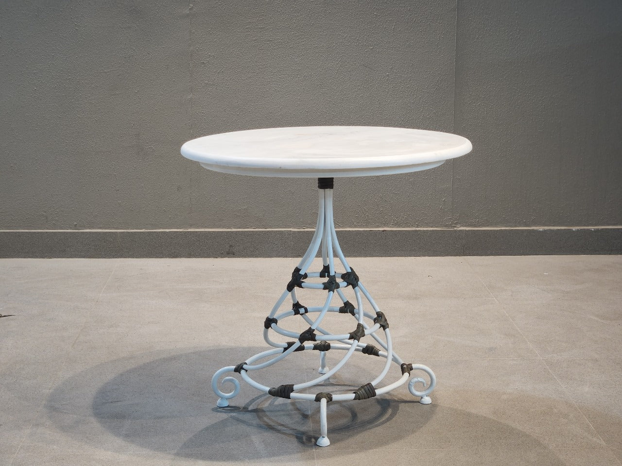 Regal Garden Table and Chair