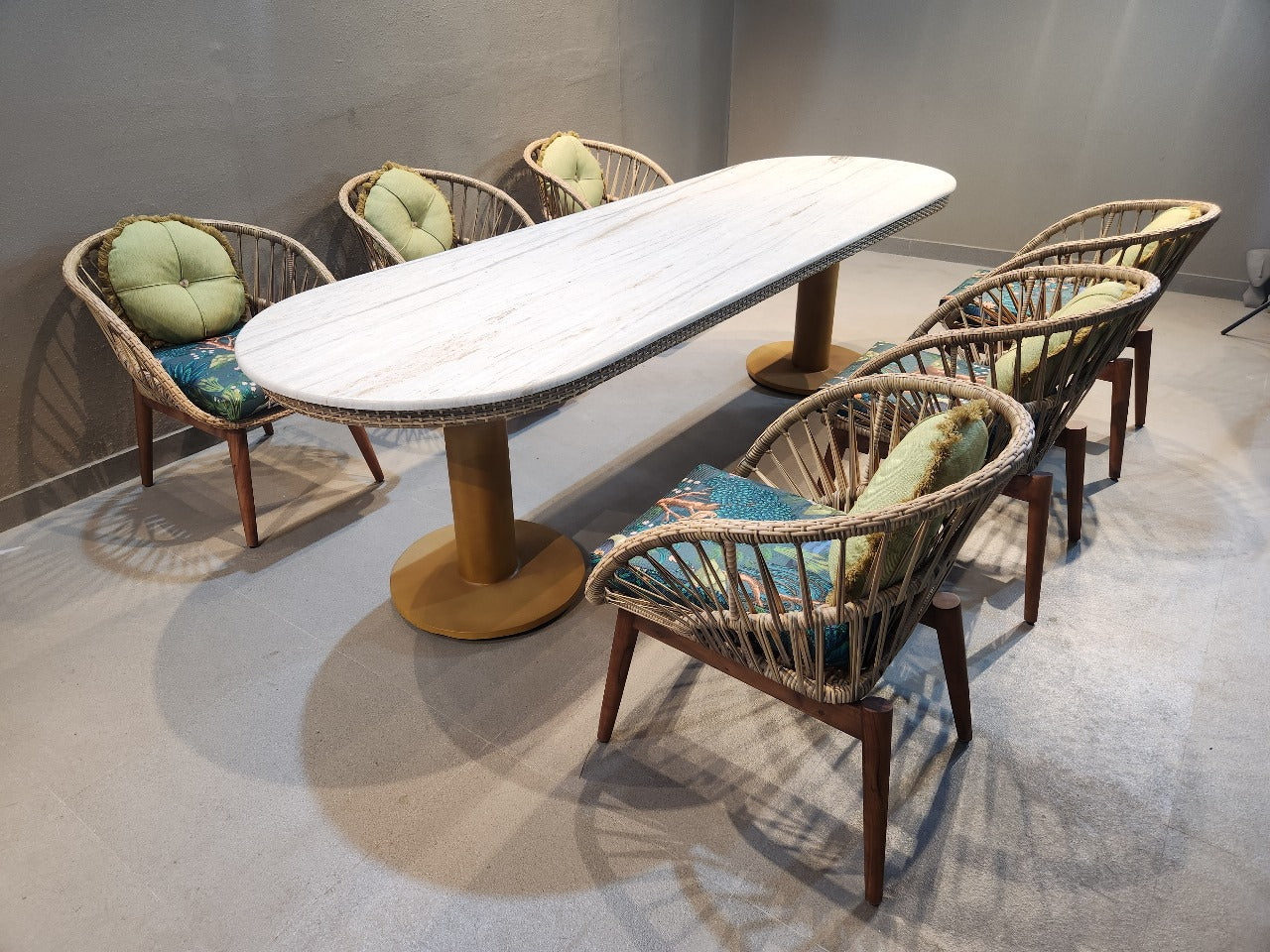 Sunburst Oval Luxe Table and Chairs