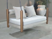 Luxe Lift Swing