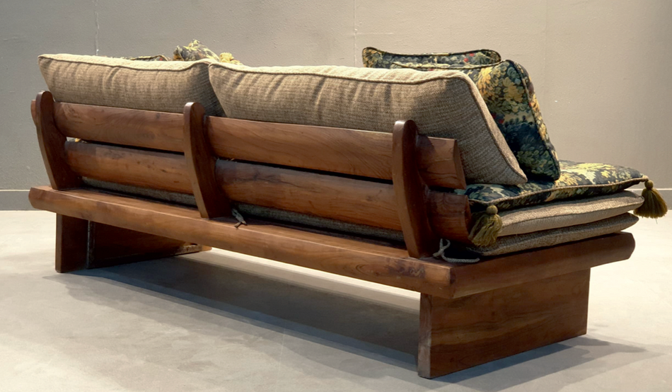 The Daybed Chateau