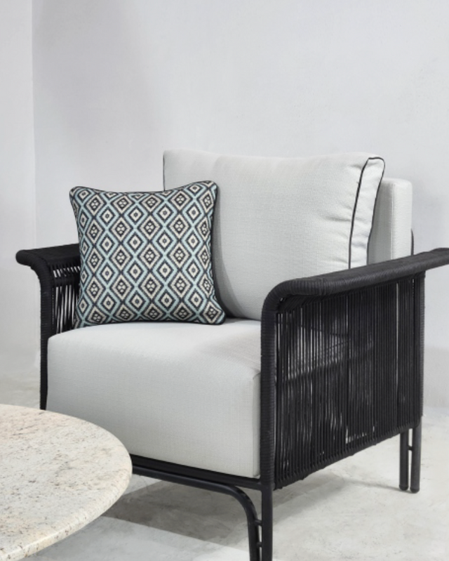 Valencia Bordeaux Chair