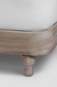 The Lykke Bench