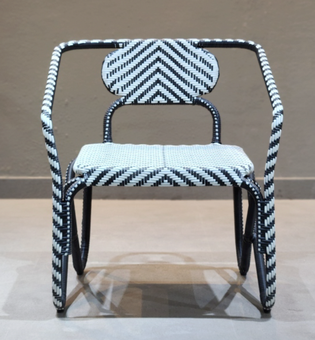Mono Table and Chair Set