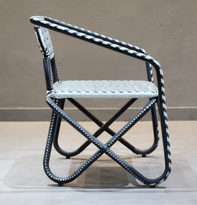 Mono Table and Chair Set