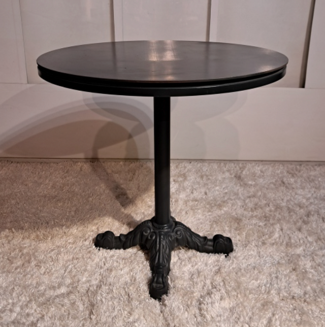 Cove Table and Chair Set