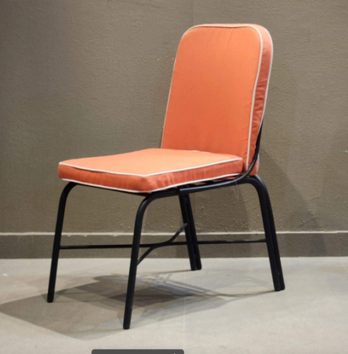 Vanta Table and Chair Set