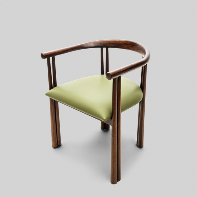 Muse Chair