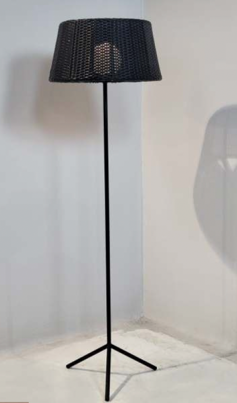 Noir Loom Floor Lamp