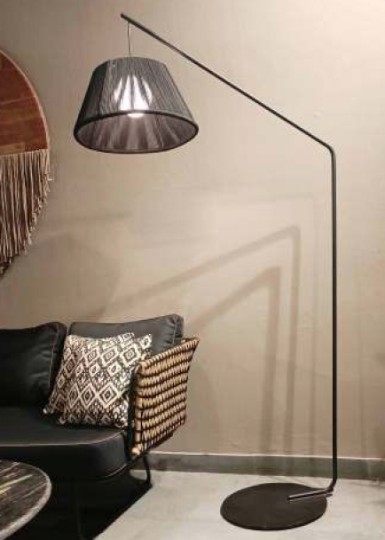Noir Arc Floor Lamp
