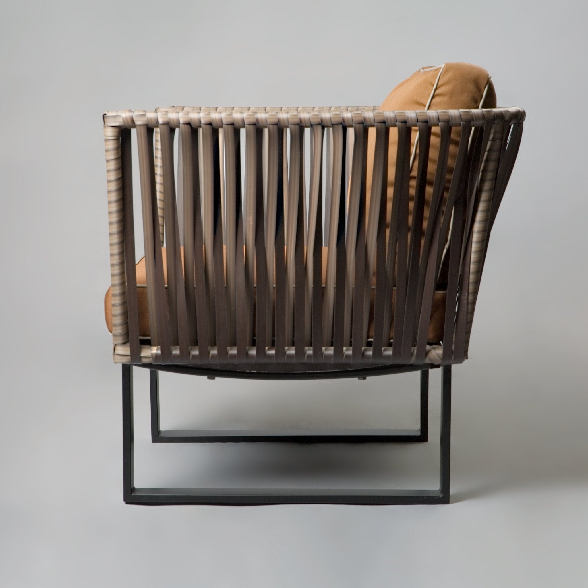 Alfresco Broad Wicker Outdoor Sofa