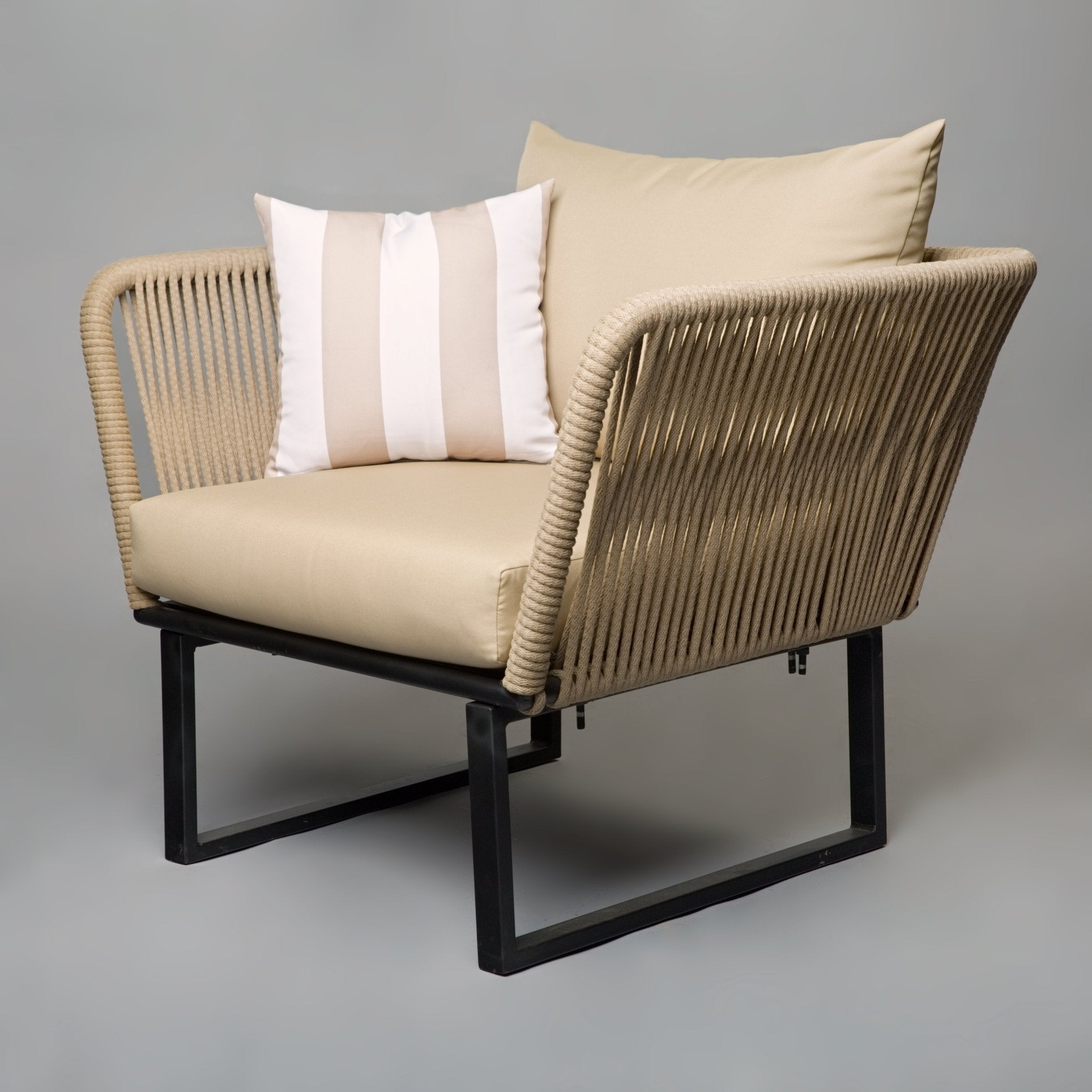 Alfresco Outdoor Braid Woven Sofa