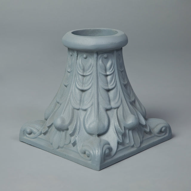 Corinthian candle stand - Decor - Bareeki