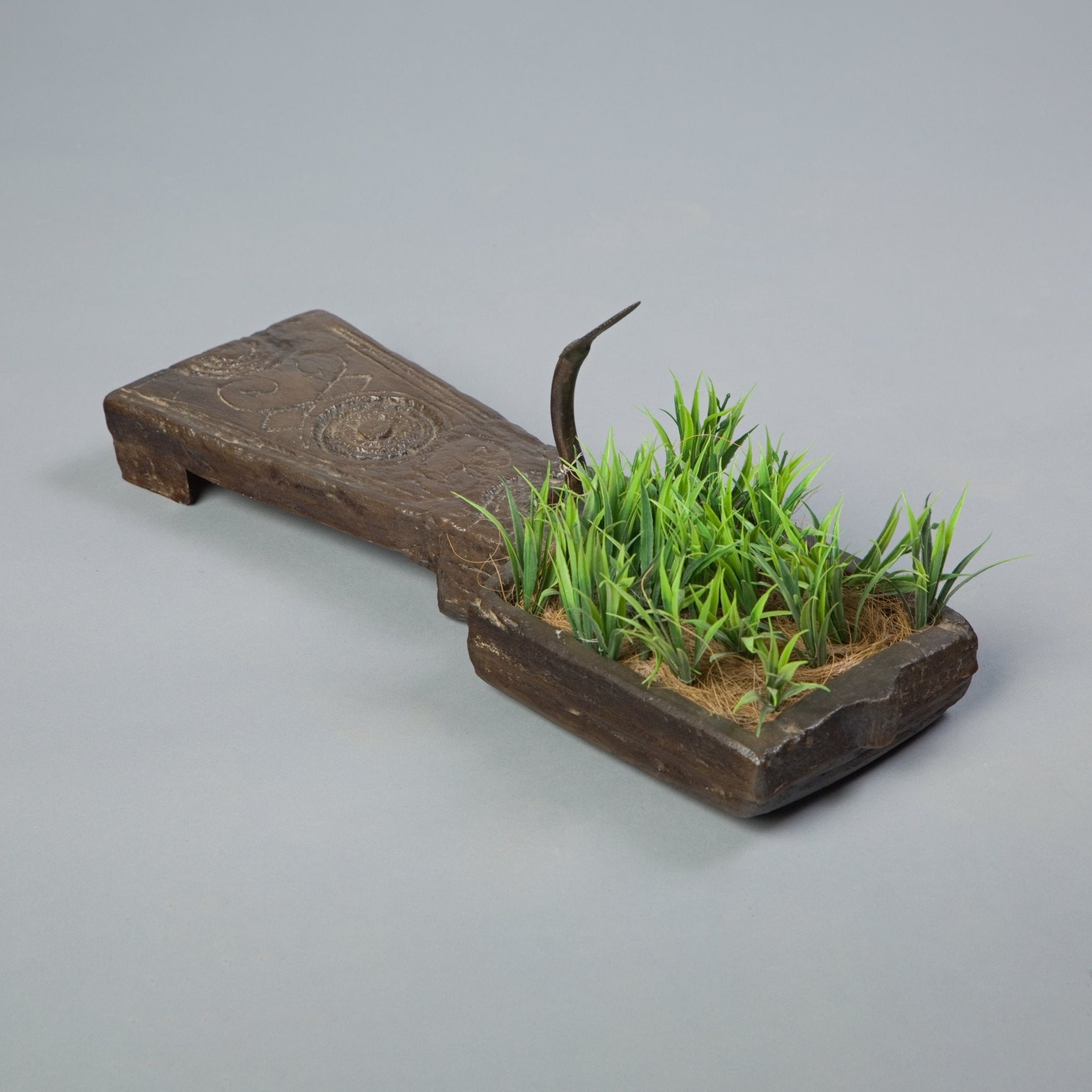 Kodai decorative planter