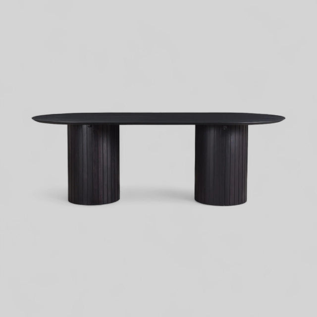 Linea Capsule Table - Bareeki