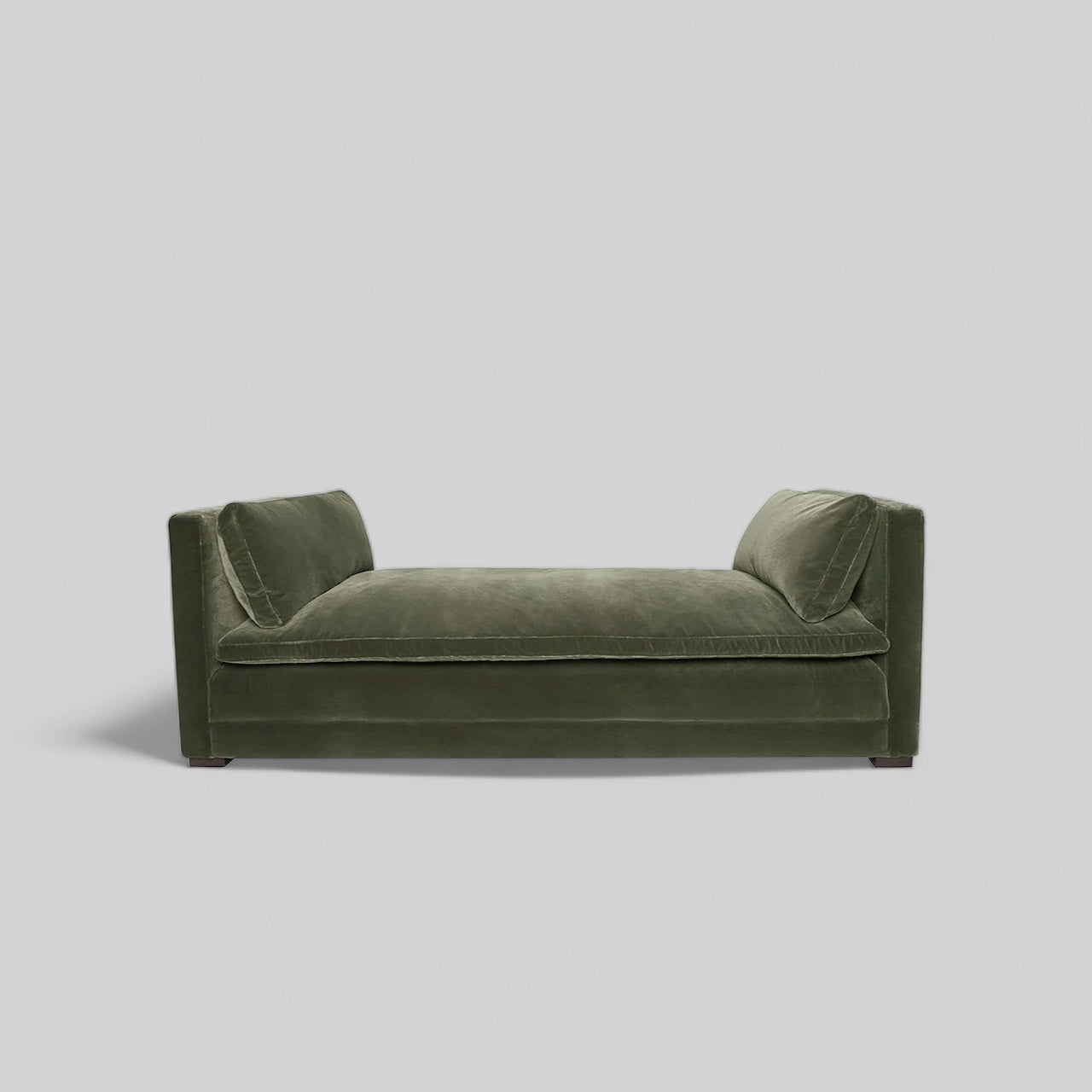 Mossy Perch Chaise