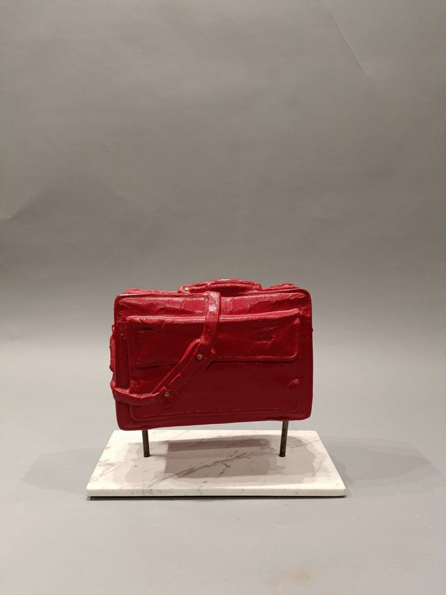 Red Bag Sculpt Masterpiece - Decor - Bareeki