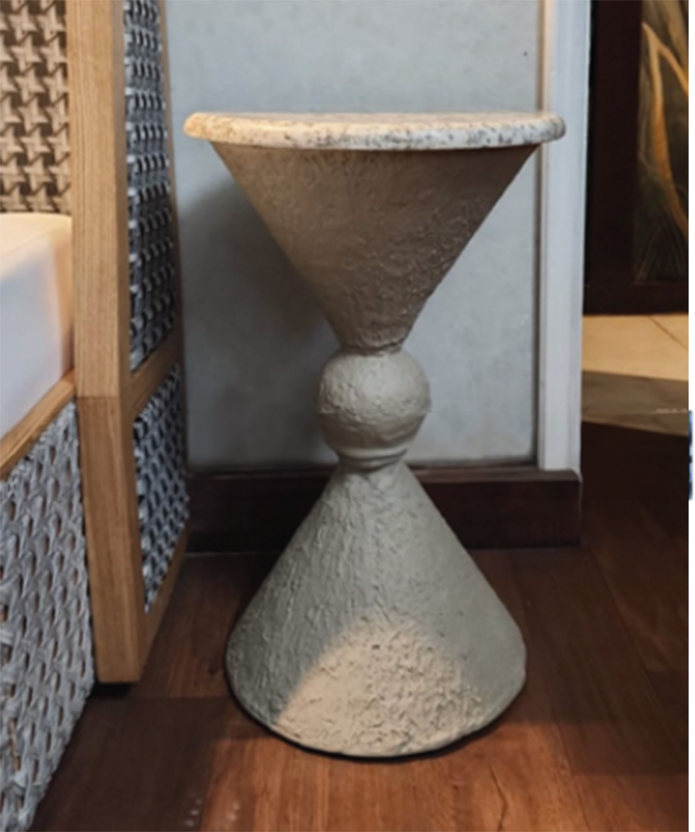 Shado Contour Table