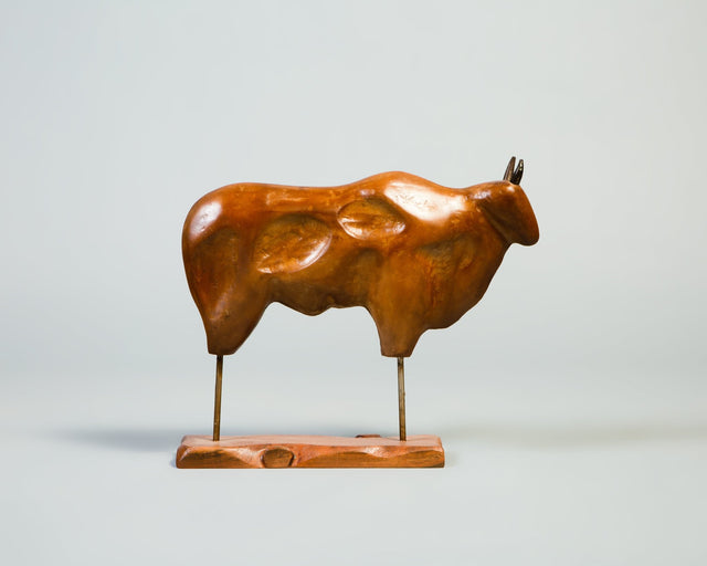 Vintage Bull Sculpture - Decor - Bareeki